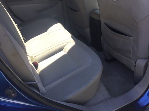 Used 2011 Nissan Rogue S image 13