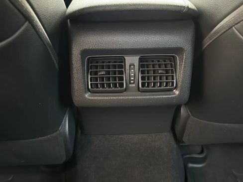 Used 2019 Toyota Camry XSE image 28