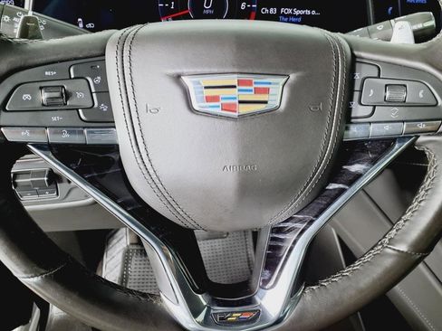 Used 2023 Cadillac Escalade ESV V image 14