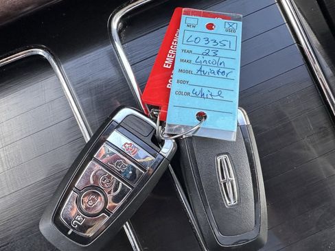 Used 2023 Lincoln Aviator Grand Touring w/ Equipment Group 301A image 31