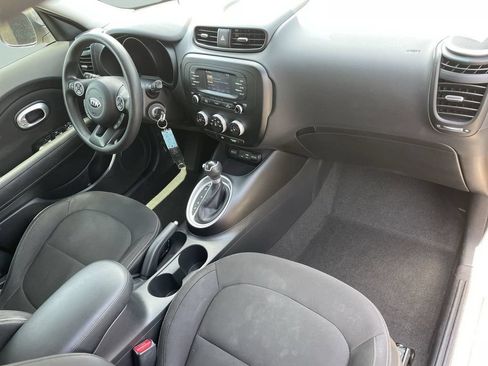 Used 2016 Kia Soul w/ Convenience Package FWD image 16