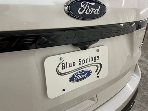 Used 2017 Ford Explorer Sport image 5