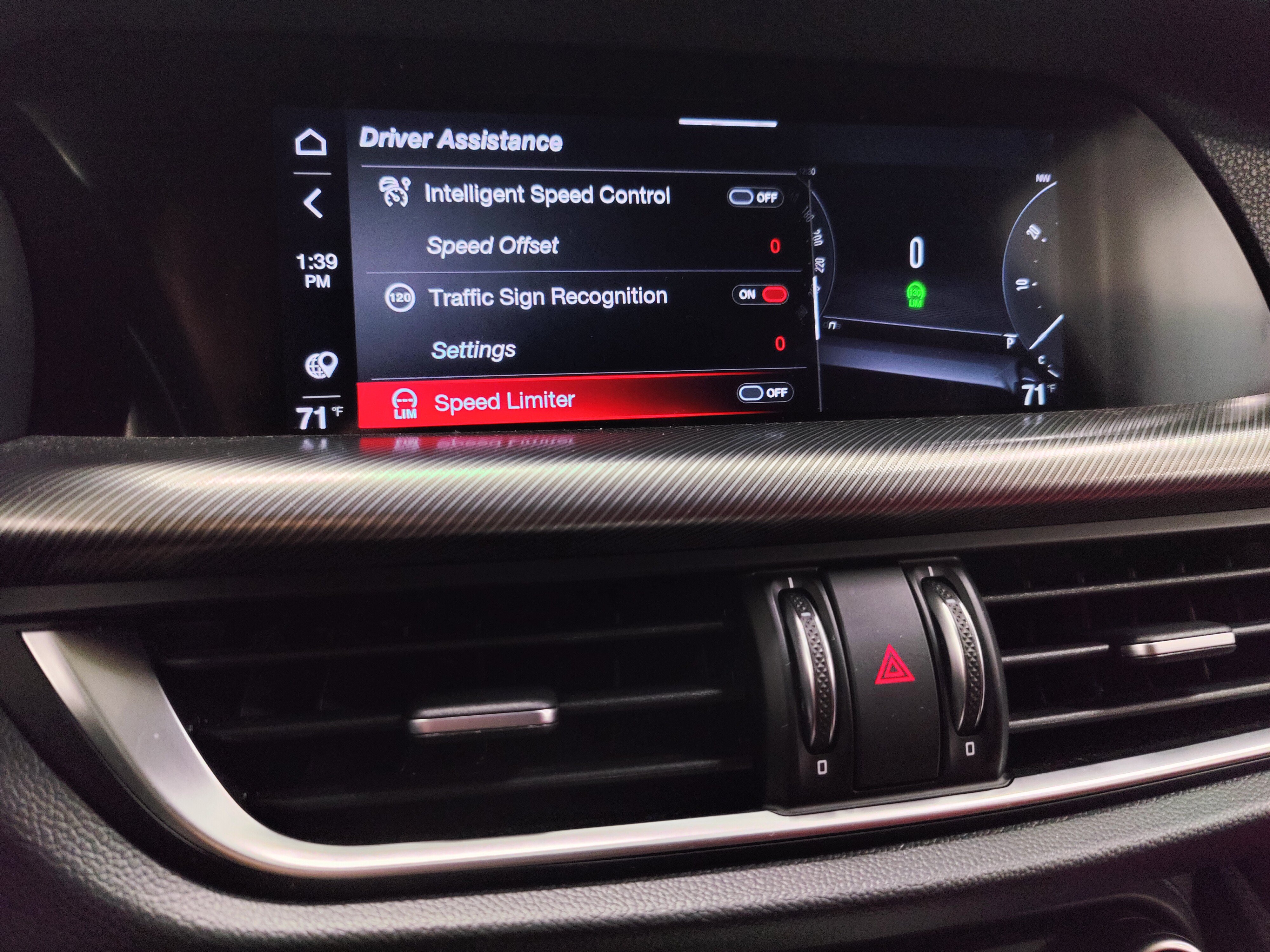 Certified 2024 Alfa Romeo Stelvio Veloce AWD/4WD image 24