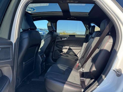 Used 2024 Ford Edge ST w/ Equipment Group 401A image 12