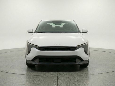 Used 2025 Kia K4 FWD image 1