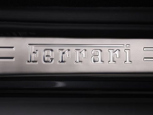 Used 2016 Ferrari California T image 71