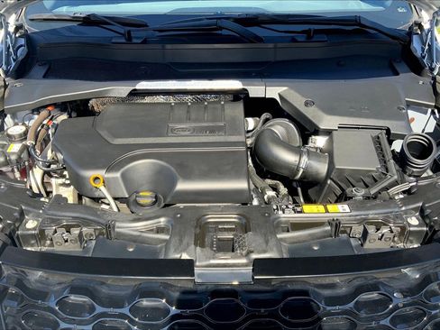 Used 2025 Land Rover Discovery Sport Dynamic SE image 29