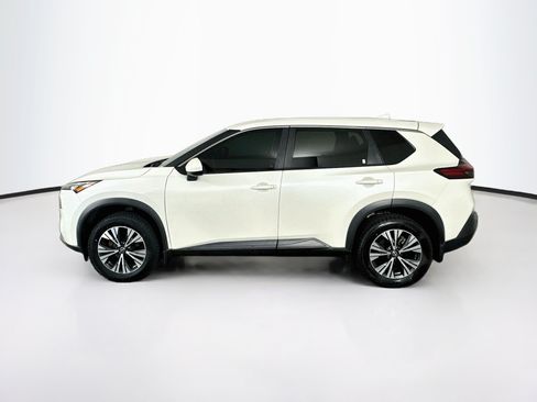 Used 2023 Nissan Rogue SV FWD image 4