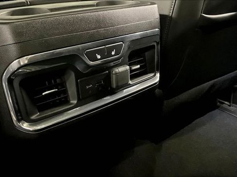 Used 2023 Chevrolet Silverado 2500 High Country image 27