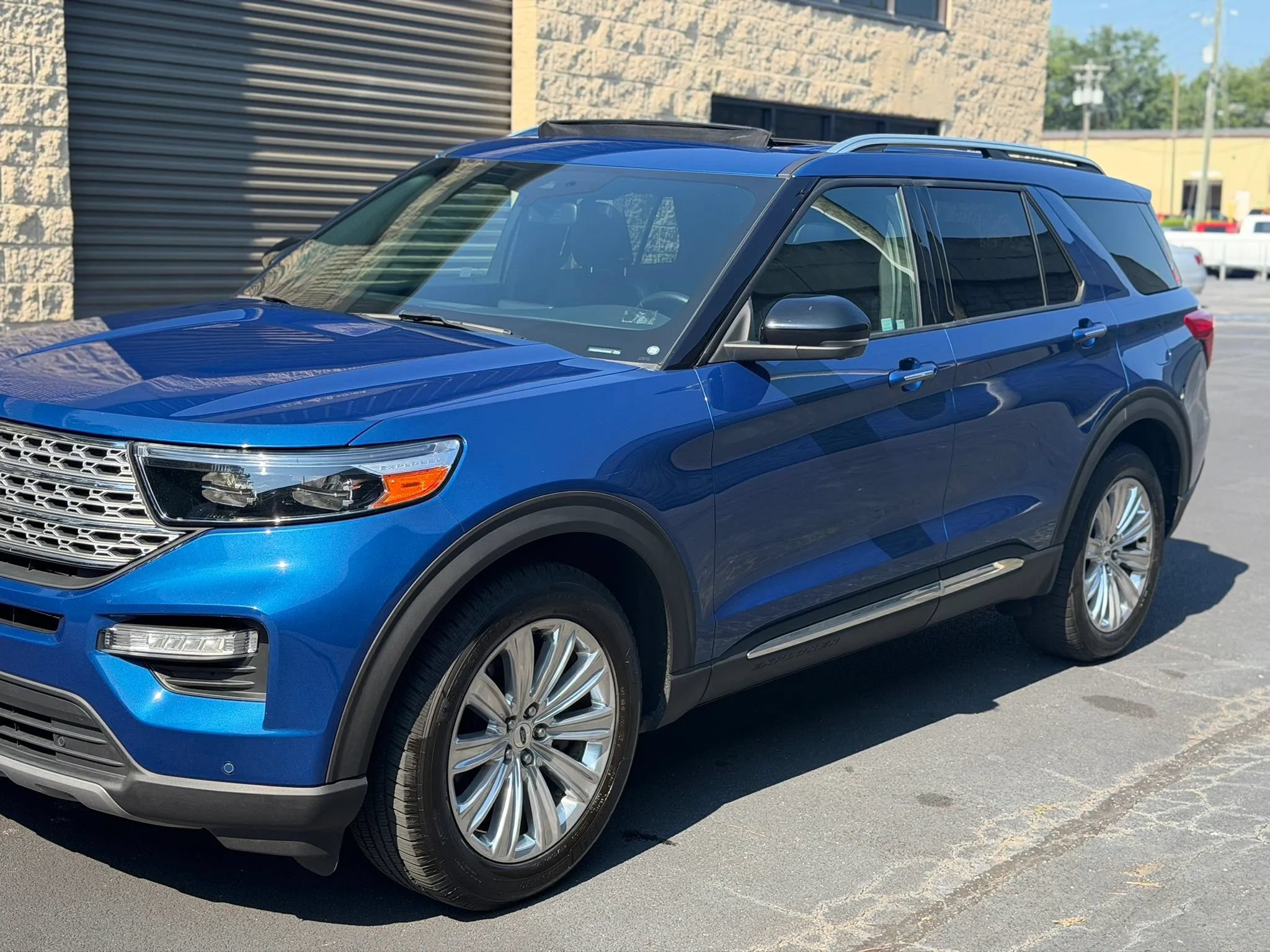 Used 2020 Ford Explorer Limited AWD/4WD image 45