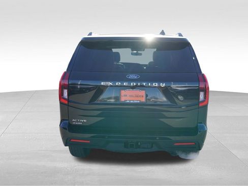 Certified 2025 Ford Expedition Active AWD/4WD image 6