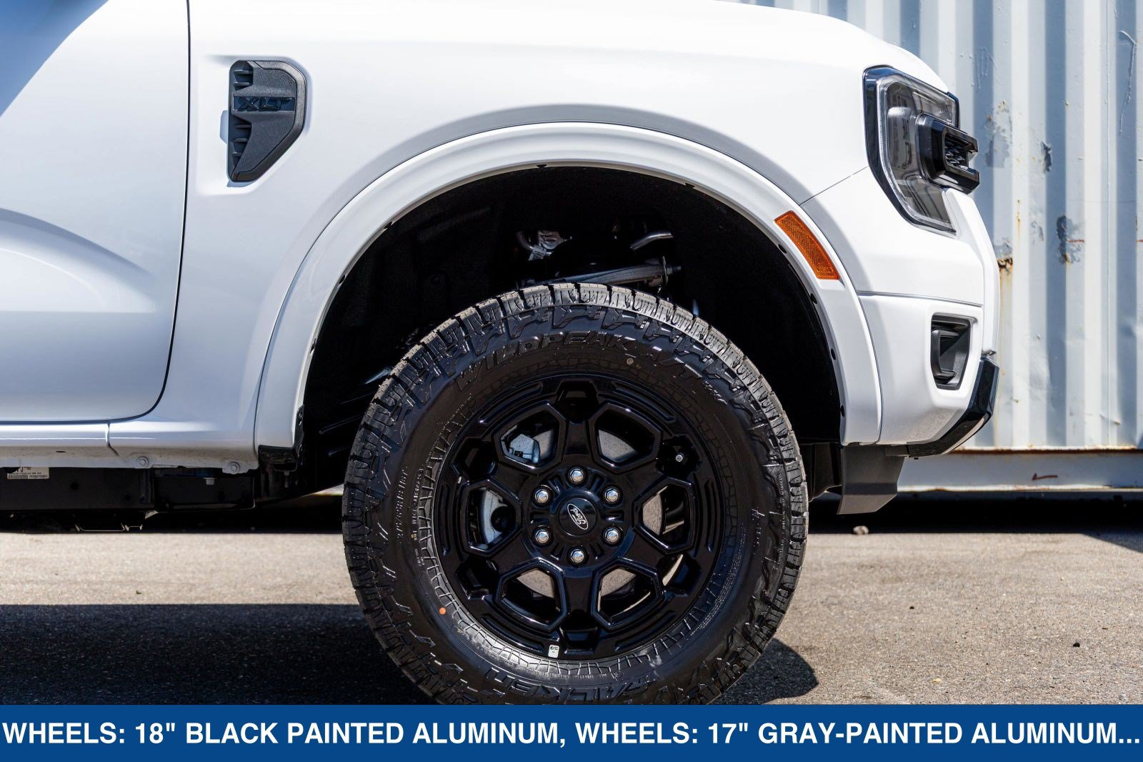 New 2026 Ford Ranger XLT w/ Black Appearance Package RWD image 17