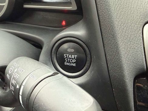 Used 2014 MAZDA MAZDA3 i Grand Touring image 21