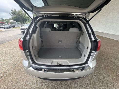 Certified 2015 Buick Enclave Convenience FWD image 25