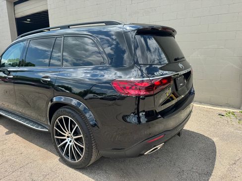 Used 2024 Mercedes-Benz GLS 580 4MATIC w/ Night Package image 6