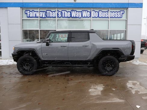 New 2025 GMC Hummer EV 2X image 7