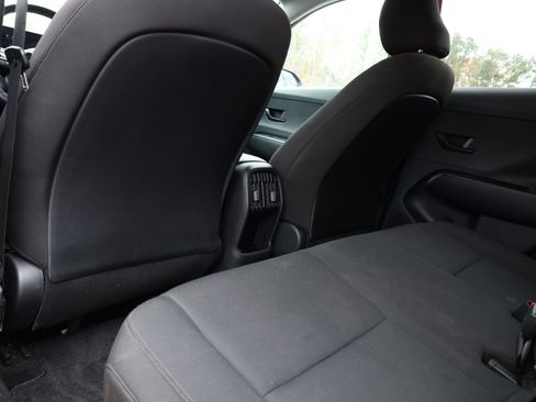 Used 2024 Hyundai Kona SEL image 20