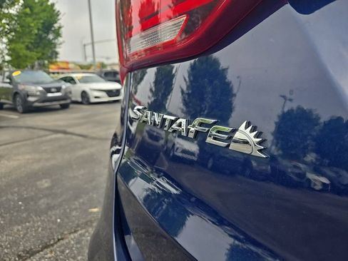 Used 2017 Hyundai Santa Fe Sport AWD/4WD image 11