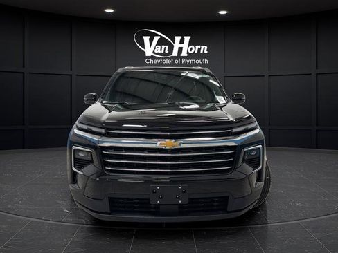 New 2026 Chevrolet Traverse LT w/ Driver Confidence Package AWD/4WD image 2