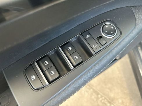 Certified 2024 Kia Forte GT-Line FWD image 17