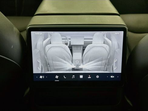 Used 2025 Tesla Model 3 Long Range AWD/4WD image 25