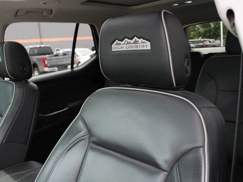 Used 2020 Chevrolet Traverse High Country AWD/4WD image 7
