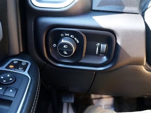 Used 2024 RAM 2500 Big Horn image 23