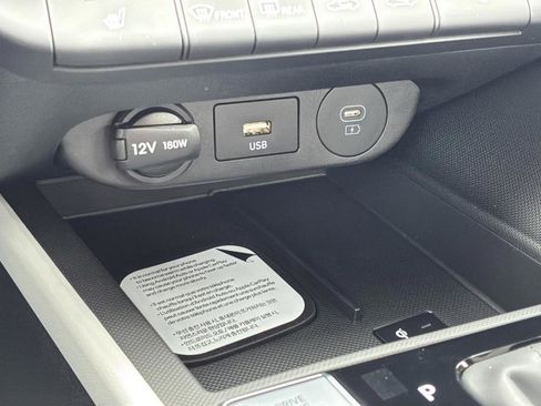 New 2026 Hyundai Elantra Limited FWD image 28