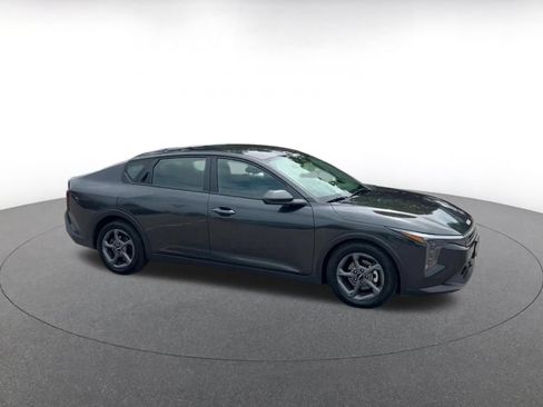 Used 2026 Kia K4 FWD image 2
