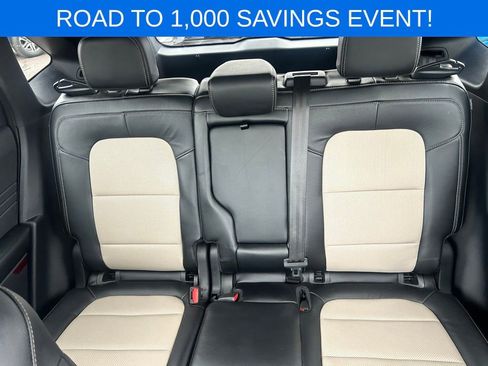 Certified 2022 Ford Escape Titanium w/ Titanium Elite Package image 21