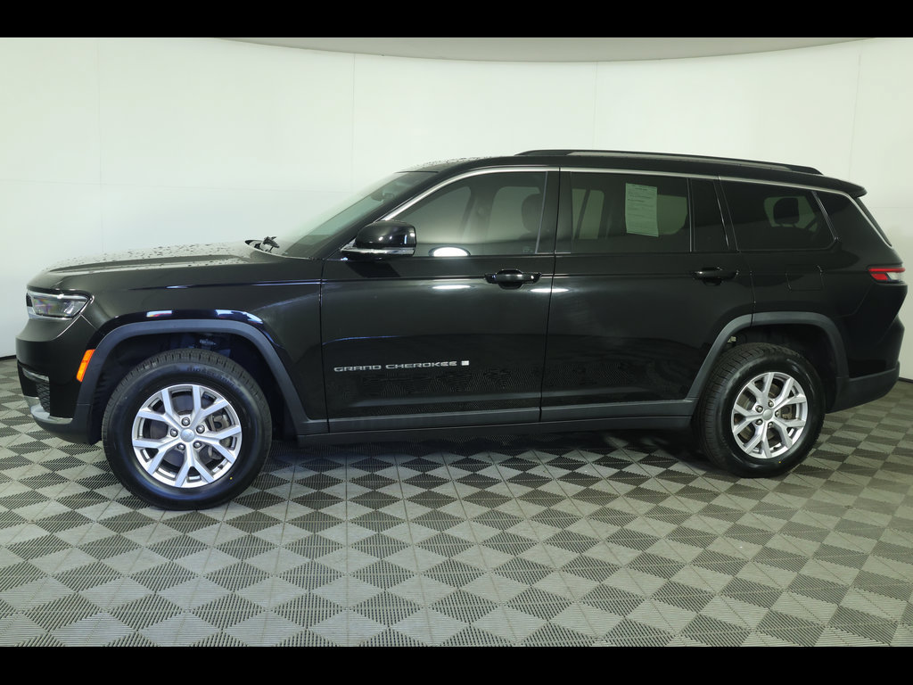 Used 2022 Jeep Grand Cherokee L Limited AWD/4WD image 18