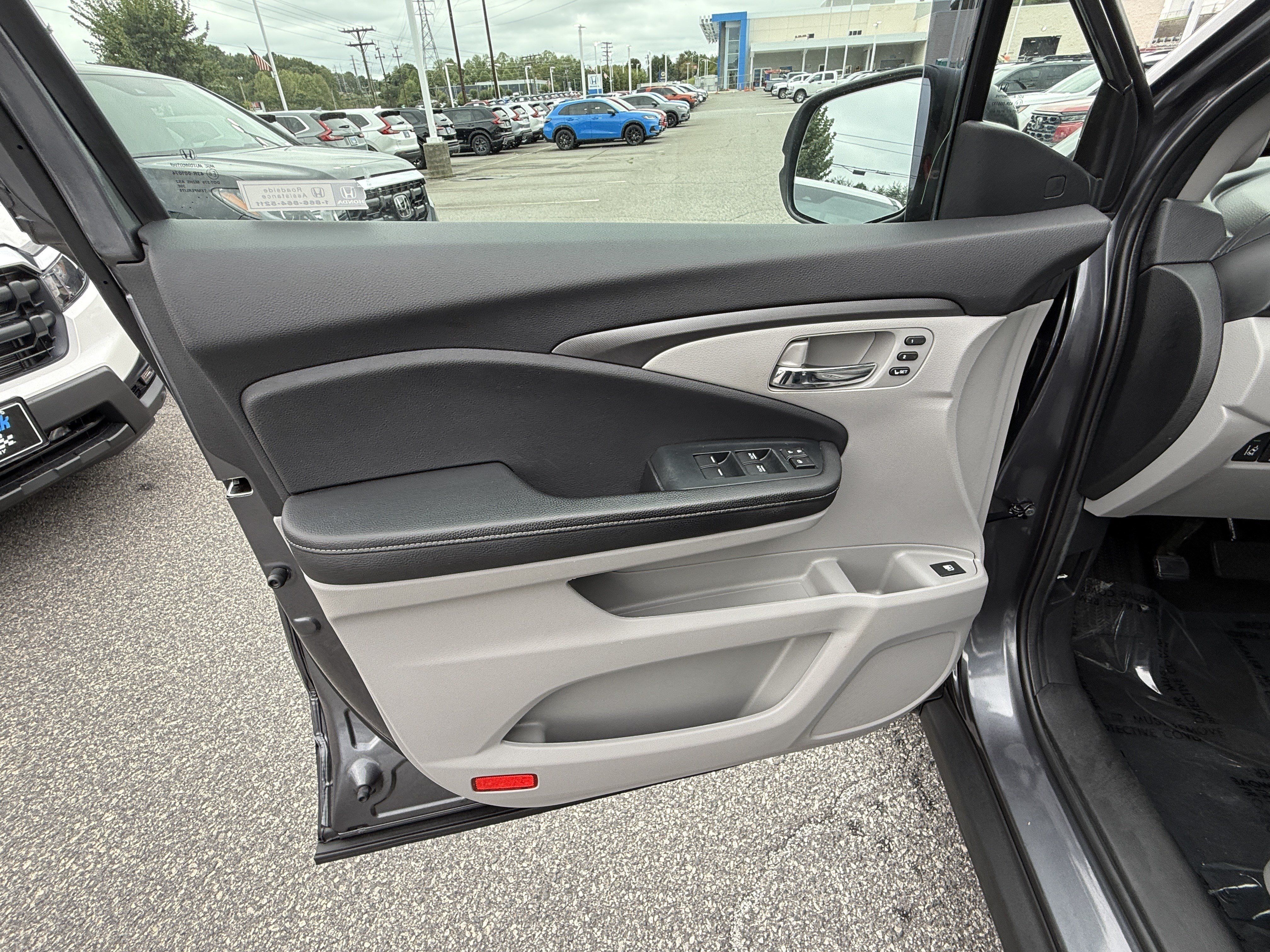 Certified 2023 Honda Ridgeline RTL image 14