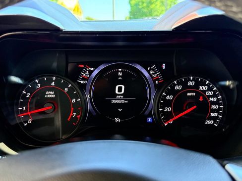 Used 2019 Chevrolet Camaro SS RWD image 21