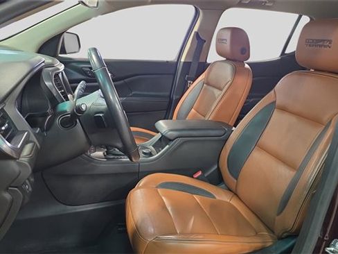 Used 2018 GMC Acadia SLT w/ LPO, Protection Package image 11