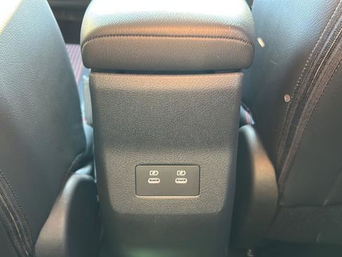 Used 2025 Nissan Kicks SR image 14