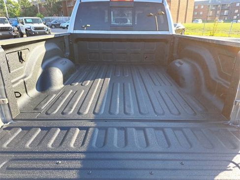 Used 2024 RAM 2500 Laramie image 12