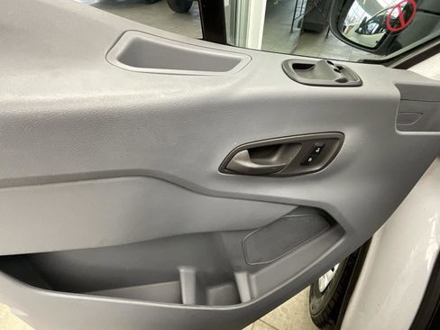 Used 2016 Ford Transit 350 XLT RWD image 25