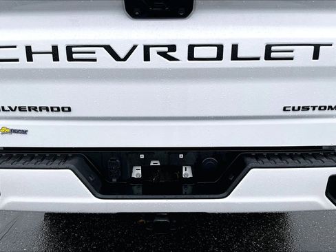 Used 2023 Chevrolet Silverado 1500 Custom w/ LPO, Dark Essentials Package image 33