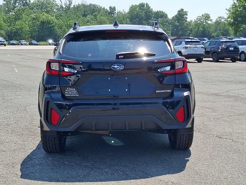 Used 2024 Subaru Crosstrek 2.0i Premium AWD/4WD image 8