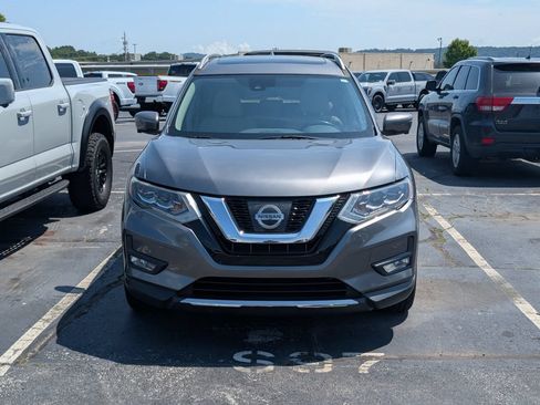 Used 2017 Nissan Rogue SL w/ SL Premium Package FWD image 6
