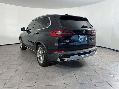 Used 2019 BMW X5 xDrive40i w/ Convenience Package AWD/4WD image 3