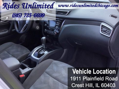 Used 2016 Nissan Rogue S AWD/4WD image 31