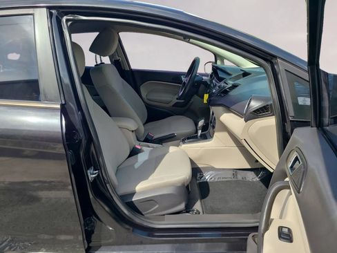 Used 2015 Ford Fiesta SE w/ Comfort Package FWD image 21