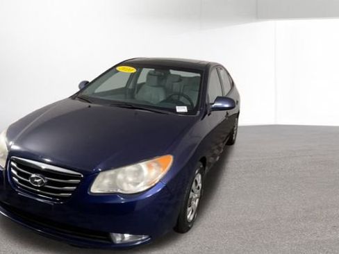 Used 2010 Hyundai Elantra GLS image 4
