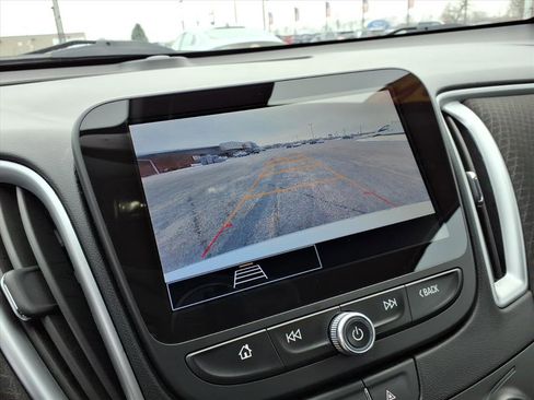 Used 2024 Chevrolet Malibu LT image 24