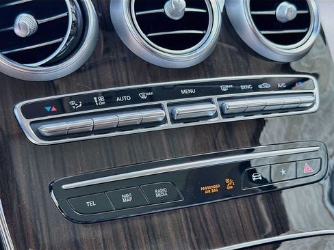 Certified 2022 Mercedes-Benz GLC 300 image 15