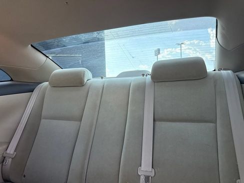 Used 2004 Toyota Solara SE FWD image 21