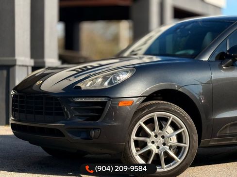 Used 2018 Porsche Macan S image 2