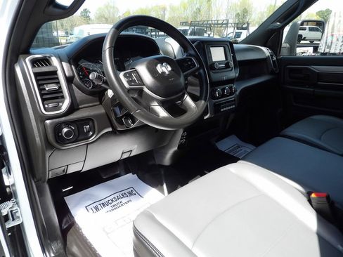 Used 2024 RAM 4500 Tradesman image 28