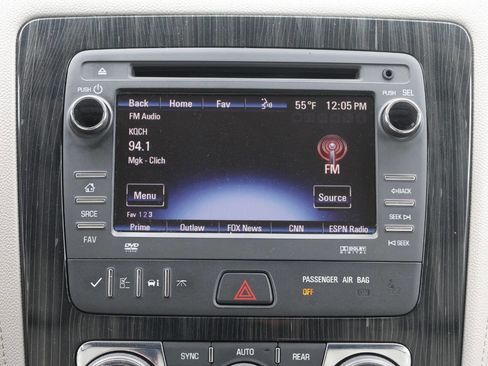 Used 2015 Chevrolet Traverse LT image 23